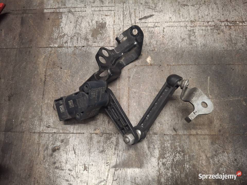Czujnik poziomu lamp bmw f40 6895466 osobowe sprzedam
