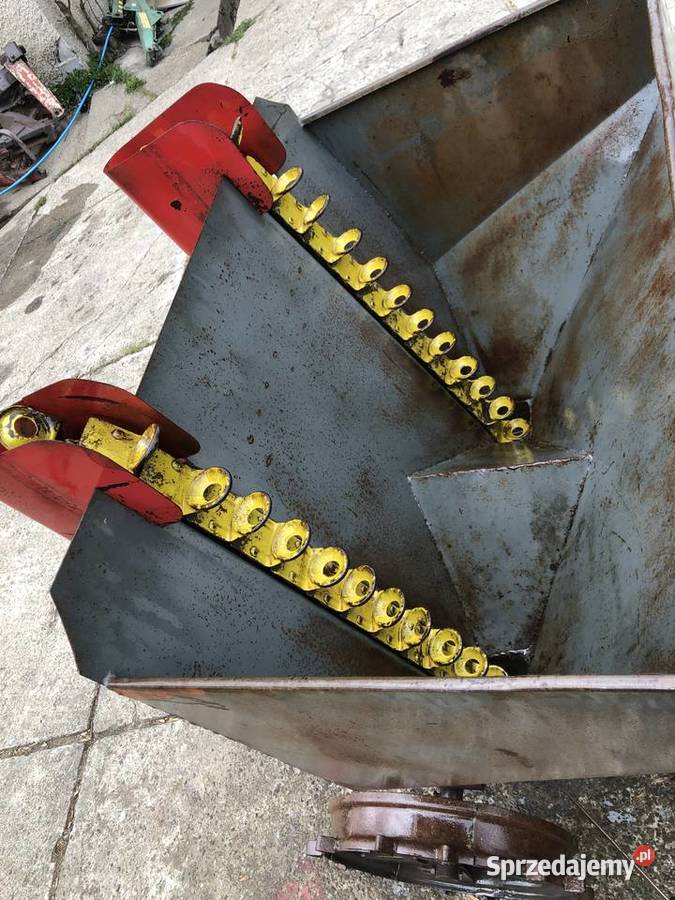 Sadzarka do ziemniaków kartofli Polska nie Akpil nieuszkodzony Konina