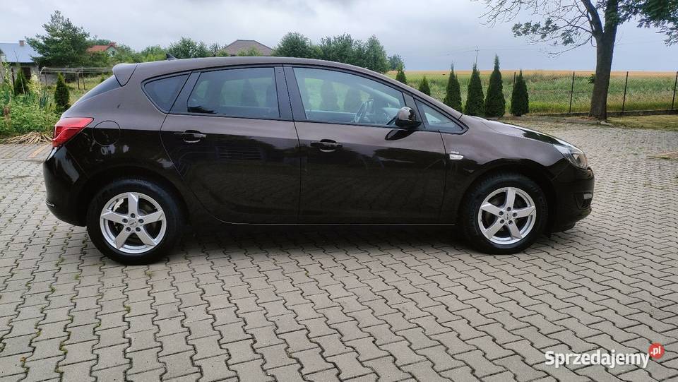 Opel Astra J Benzyna Super Stan Opłacona 2015