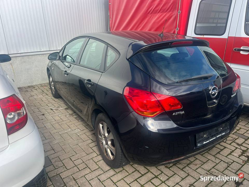 Astra 2011 Rok produkcji 2011 Starogard Gdański