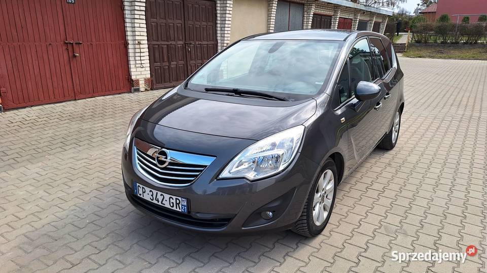 Opel Meriva 14 120 Super Stan światła do jazdy dziennej Zamość
