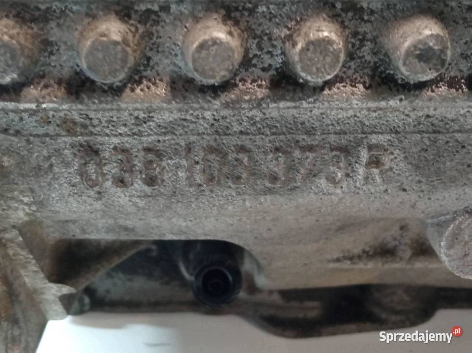 GŁOWICA KOMPLETNA 038103373R 19 TDI VW