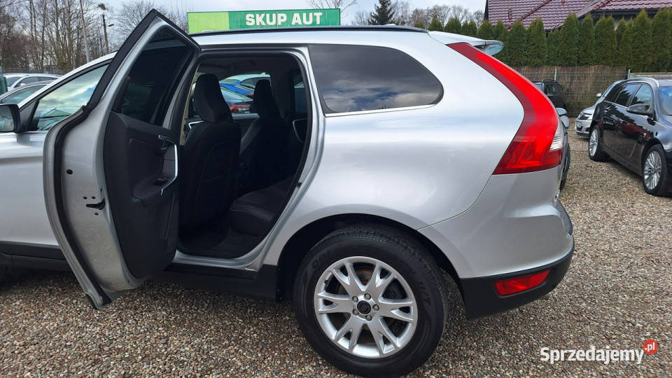 Volvo XC 60 Automat serwisowany I 20082017 wspomaganie kierownicy Samochody osobowe Zieleniewo