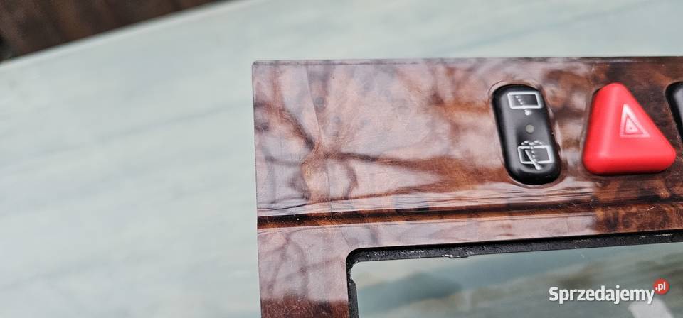 Ramka radia mercedes w210 elegance 2106830508 Zbąszyń