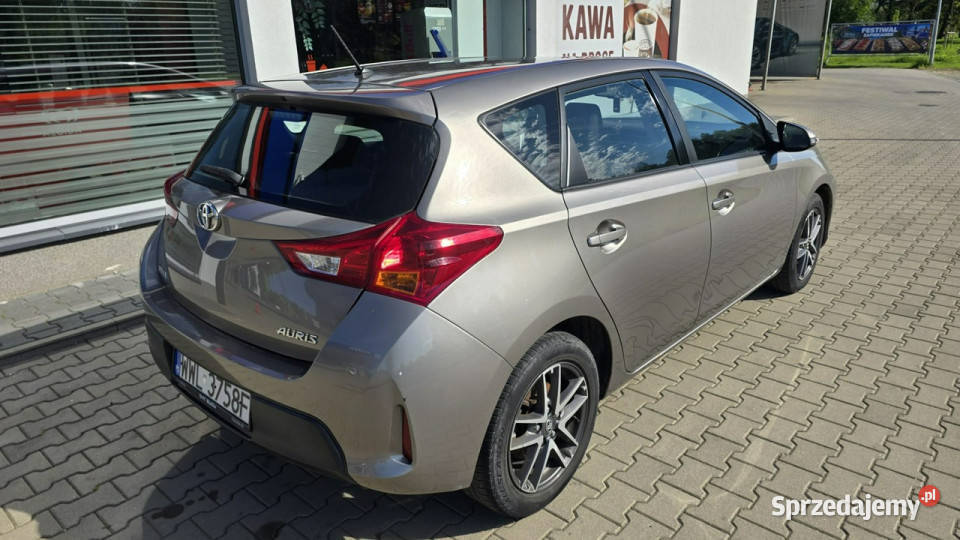 Toyota Auris Lekko Uszkodzony Jeżdżący Zadbany Zarejestrowany w Polsce Karczew