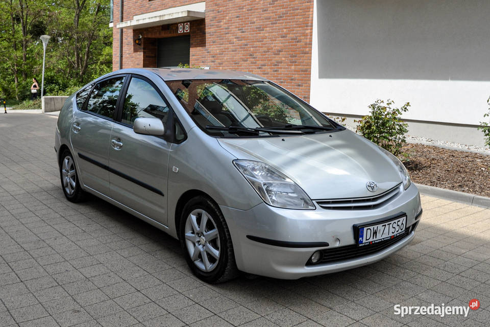Toyota Prius 15 LPG Hybryda Automat Salon Prius Wrocław
