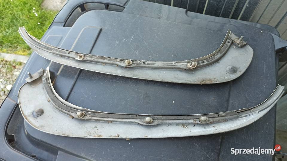 Listwa nakładka sierp Bmw e30 Oryginał Komplet Karoseria Dębica sprzedam