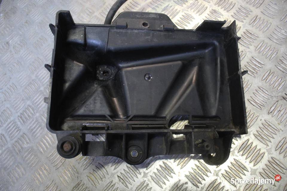 PODSTAWA MOCOWANIE AKUMULATORA VW FOX 6Q0915331D