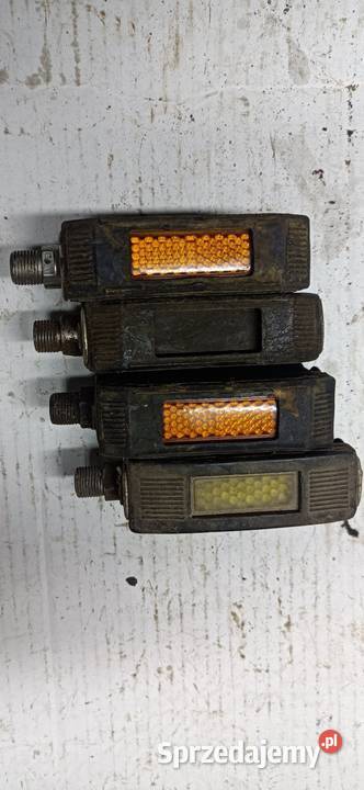 Pedał pedały Komar Sztywniak Wigry Jubilat Karat Koszalin