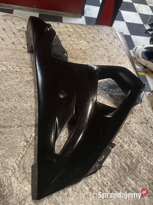 YAMAHA YZF R6 Prawa Dolna Osłona Pług 5SL2839500 Poznań