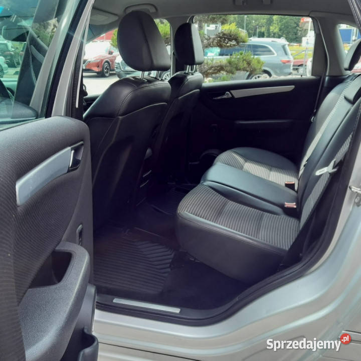 Mercedes B 180 klimatyzacja stan manual światła przeciwmgielne śląskie Żory