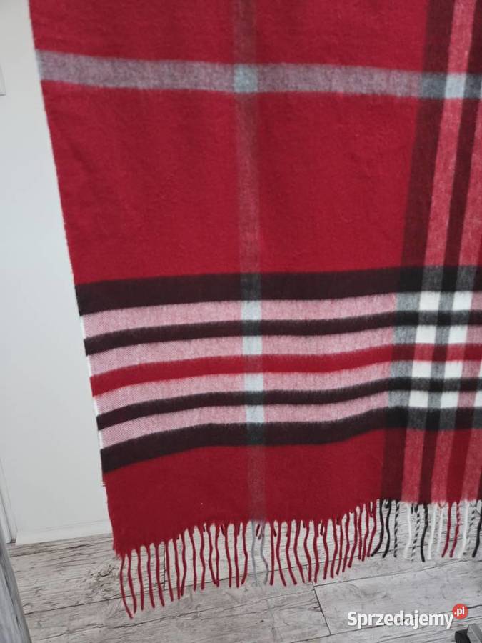 Czerwony szalik z frędzlami w kratę FRAAS Uniseks małopolskie Liszki