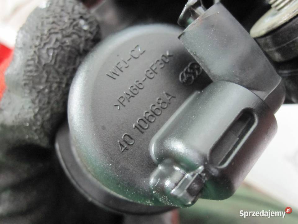 RANGE ROVER SPORT L322 36 368DT pokrywa zaworów