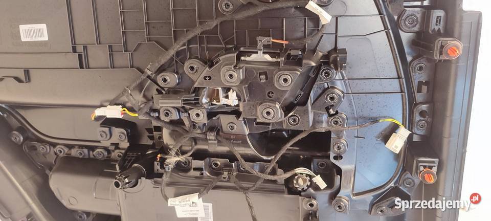 MERCEDES W247 BOCZEK DRZWI PRAWY TYŁ A2477305400