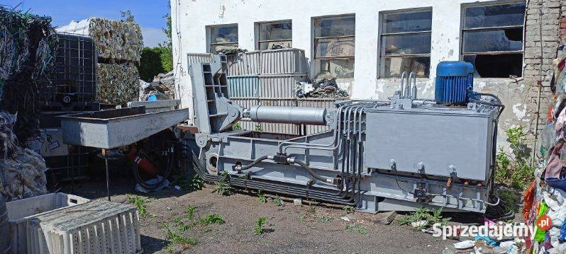 PaczkarkaPrasa do złomu Huta Zygmunt Model P80TB Świeryż Drugi