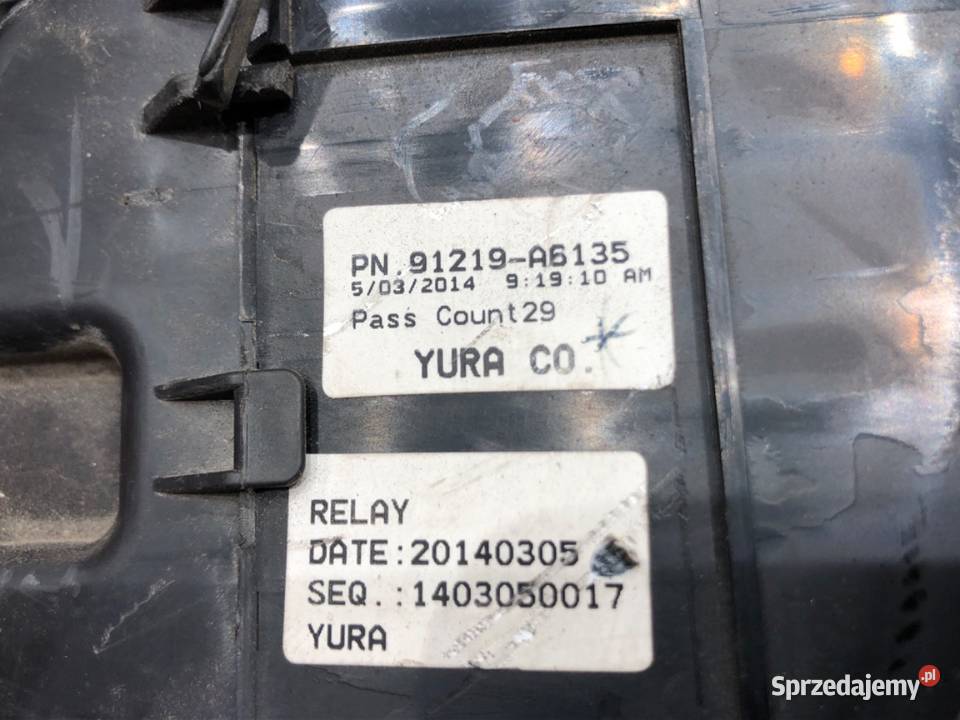 SKRZYNKA BEZPIECZNIKÓW HYUNDAI i30 919503X510