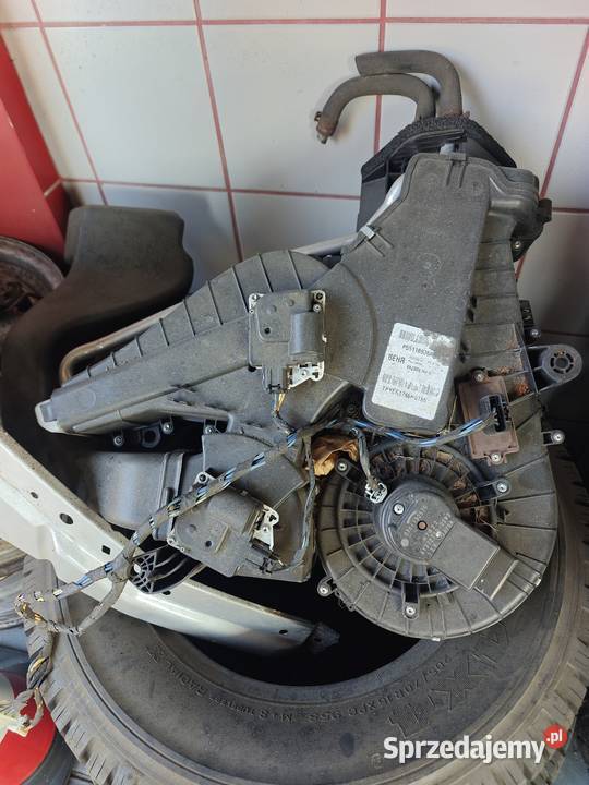 Tylna nagrzewnica Jeep Commander Rok produkcji 2008 Sosnowiec sprzedam