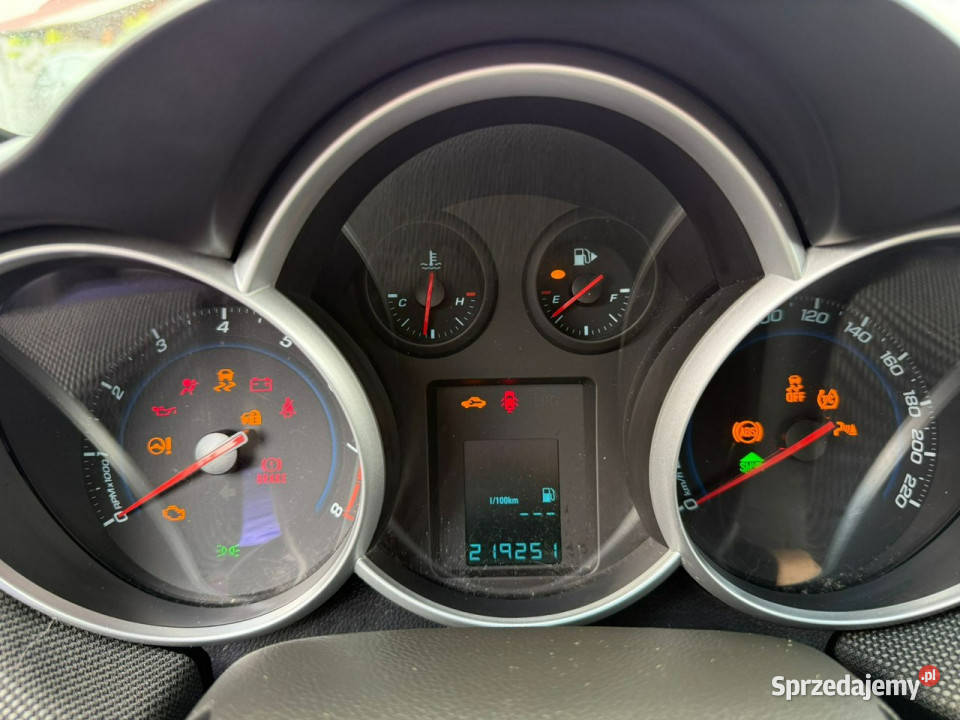 Chevrolet Cruze zarejestrowany klima gwarancja Zbąszyń