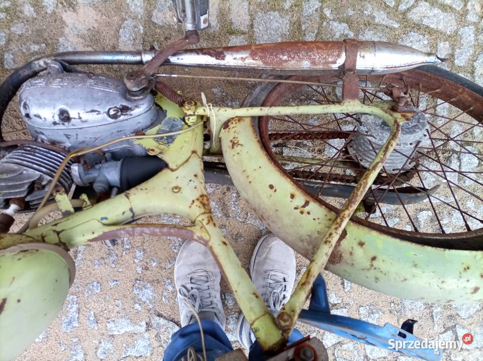Motorower komar uszkodzony lubuskie Nowogród Bobrzański sprzedam