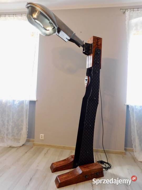 Lampa Wielka Ulicznica