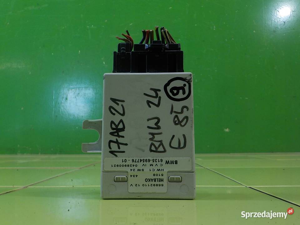 BMW Z4 E85 25 B 04r CABRIO 2D modul pompy paliwa Wyposażenie elektryczne Suków