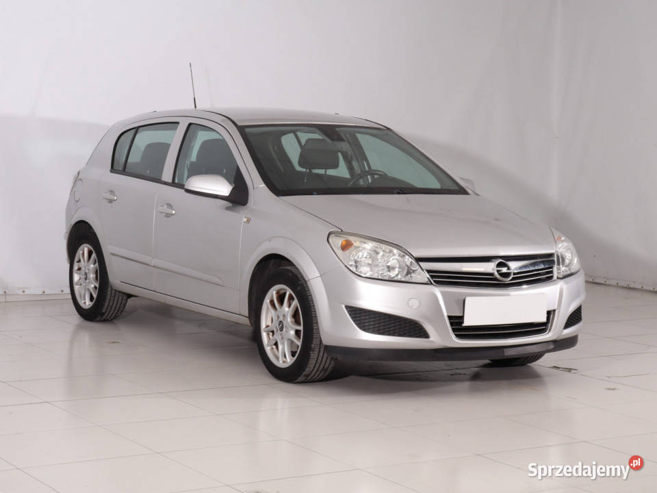 Opel Astra 14 16V Hatchback