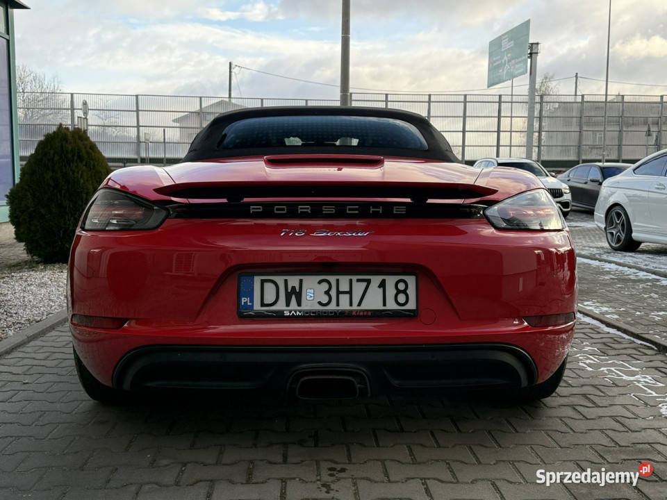 Porsche 718 Boxster 300 PDK Guards Red Rok produkcji 2016 Węgrzce