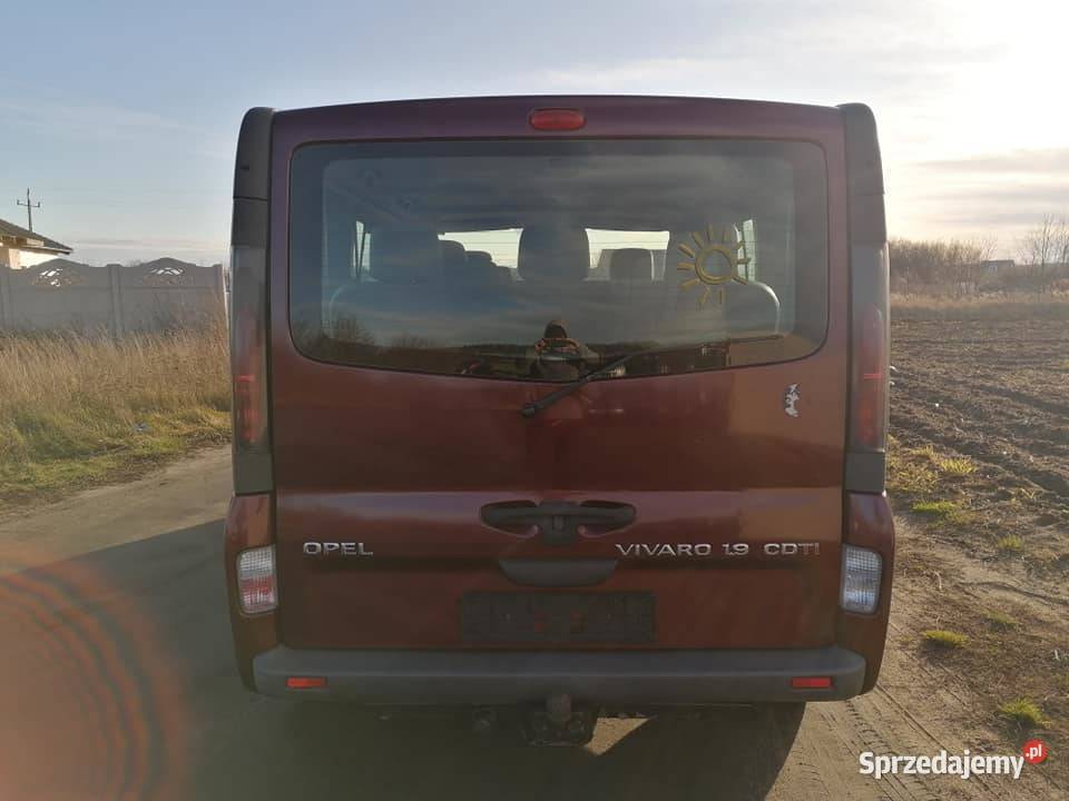 Vivaro Tour 7 osobowy Zadbany 19 CDTI 101 6 sprowadzony