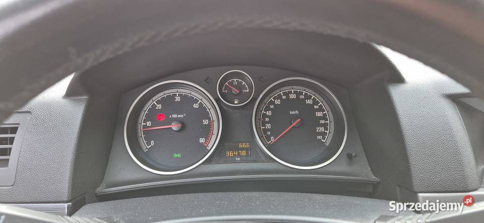 Opel Astra III GTC Wolbrom