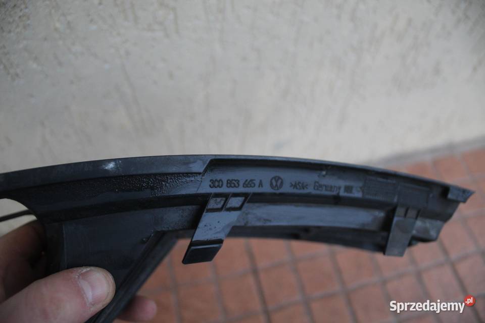 KRATKA ZDERZAKA LEWY PRZÓD VW PASSAT B6 Karoseria