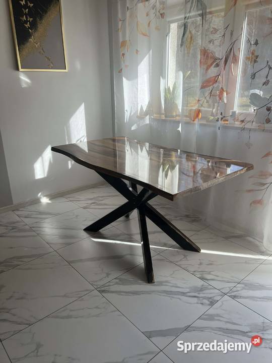 Stuł z żywicy epoksydowej dęba zachodniopomorskie Krąg