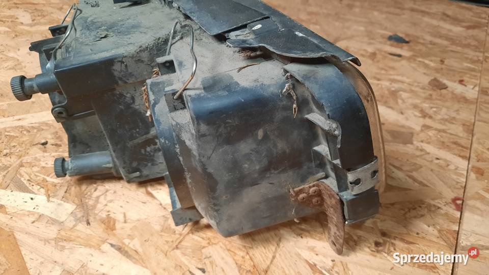 audi 200 c3 100 c3 lampy Lampy przednie Krasnobród