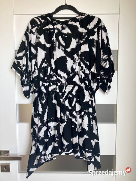 Nowa tunika bluzka czarno biała cekiny HM Nisko