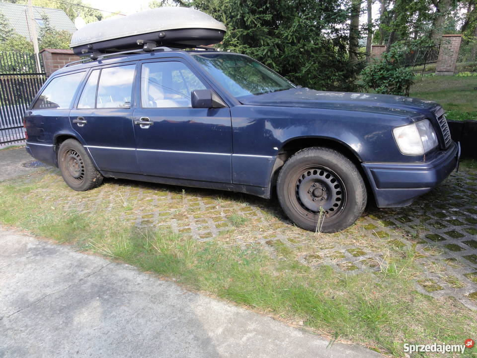MB W124 E klasa z 1991 r automat Benzyna mały Warszawa