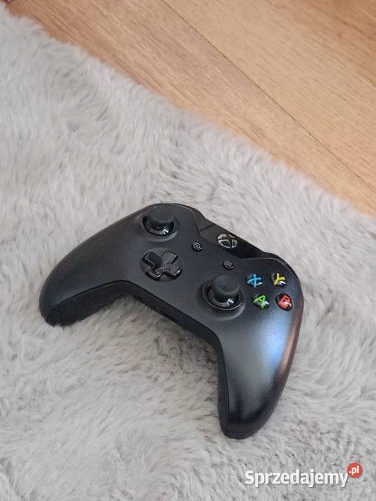 Xbox one zadbany Konsole i automaty