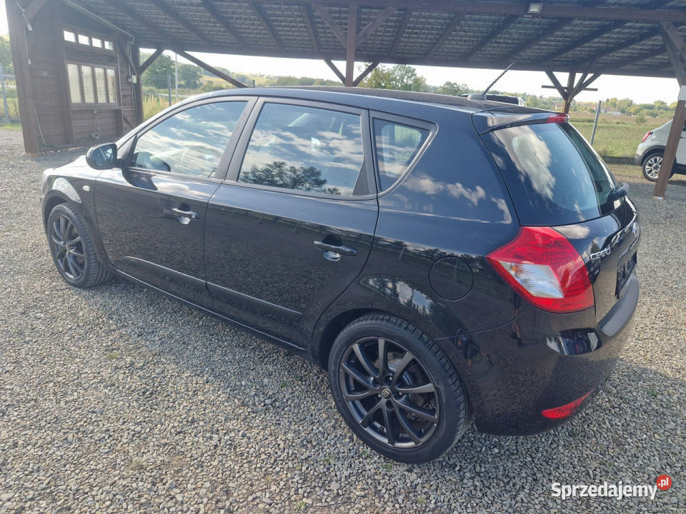 Kia Ceed 14 158 SERWIS w oryginale klimatronik aluminiowe felgi Rymanów sprzedam