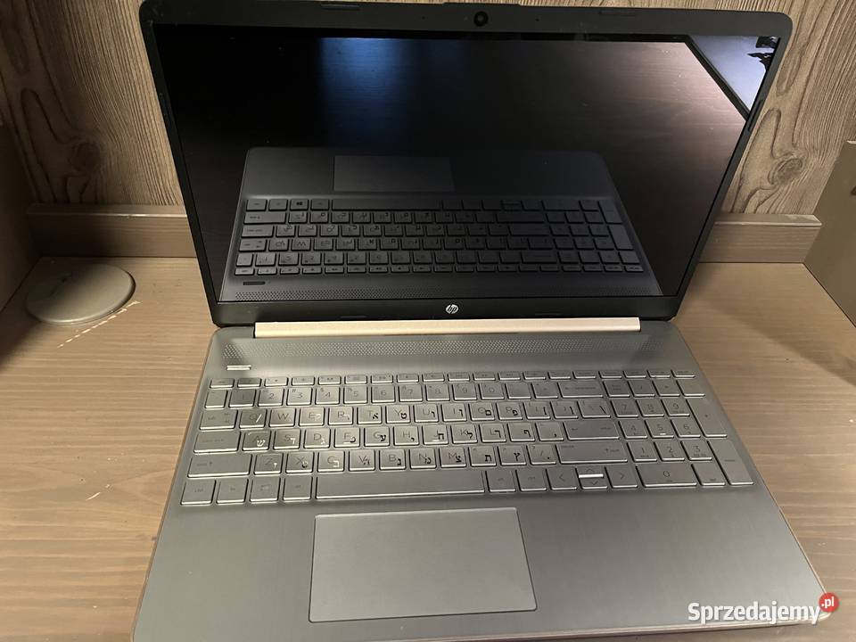 Laptop HP dotykowy ekran WiFi sprzedam