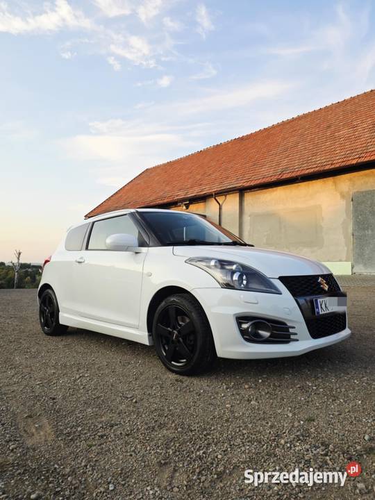 Suzuki Swift Sport 16 136 73t 2013 Biała perła 1600cm3