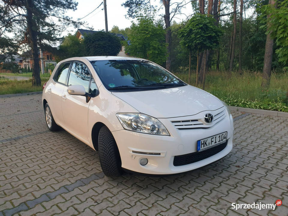 Toyota Auris 2011 r 16 Klima Ledy W Oryginale elektryczne lusterka Chechło
