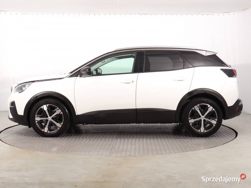 Peugeot 3008 12 PureTech światła przeciwmgielne Katowice