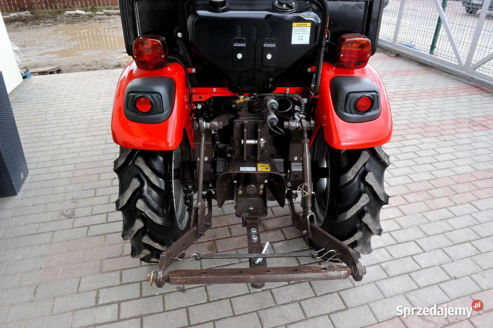 Massey Ferguson MF6028 Tajęcina