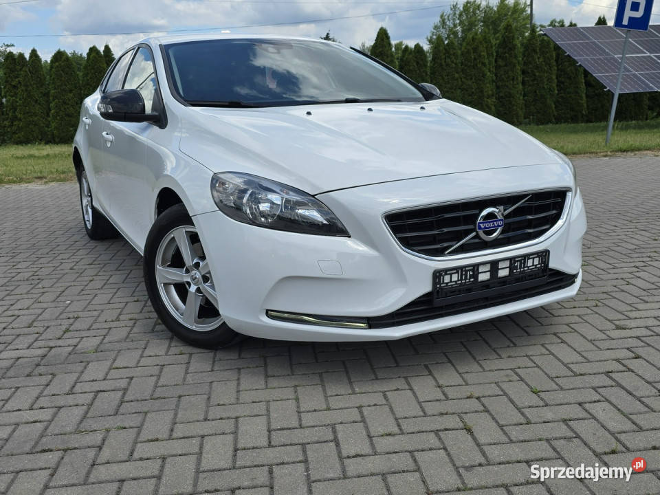 Volvo V40 16hdi NavigacjaTempomatKlimatr 2 centralny zamek Kutno