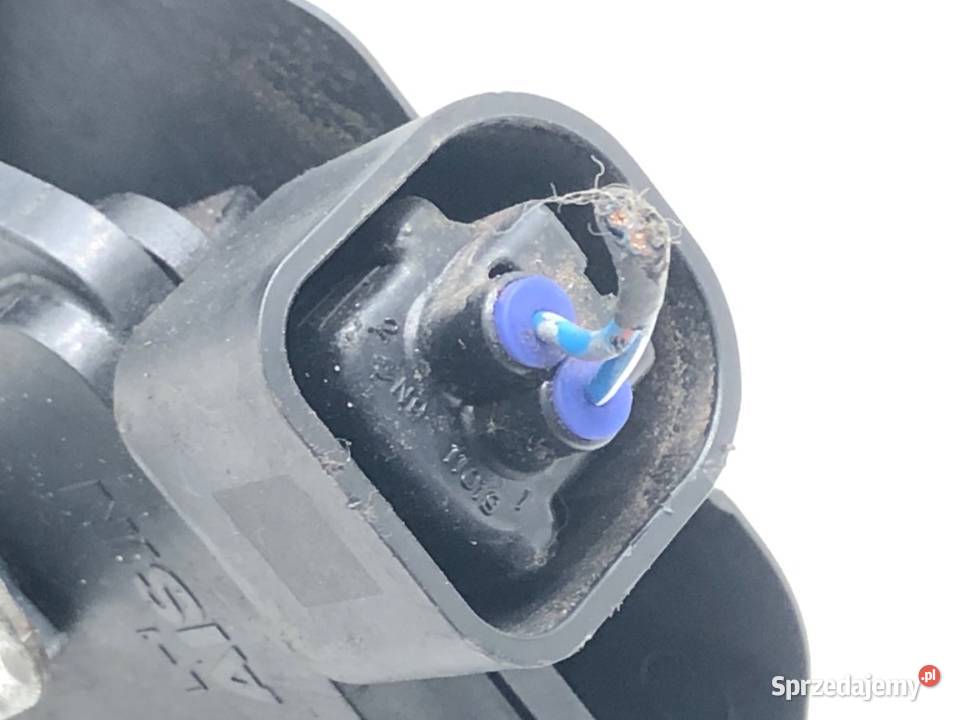 ZAMEK DRZWI LEWY TYŁ TOYOTA RAV 4 II Hatchback