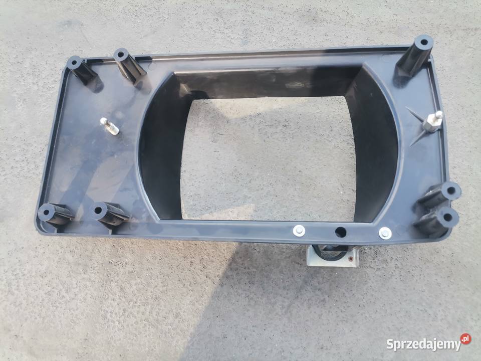 Ramka obudowa reflektora prawa polonez sprzedam