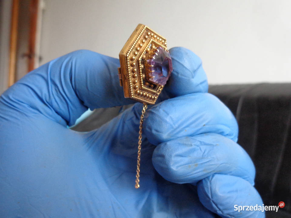 Broszka złota z ametystem złoto Brzeg