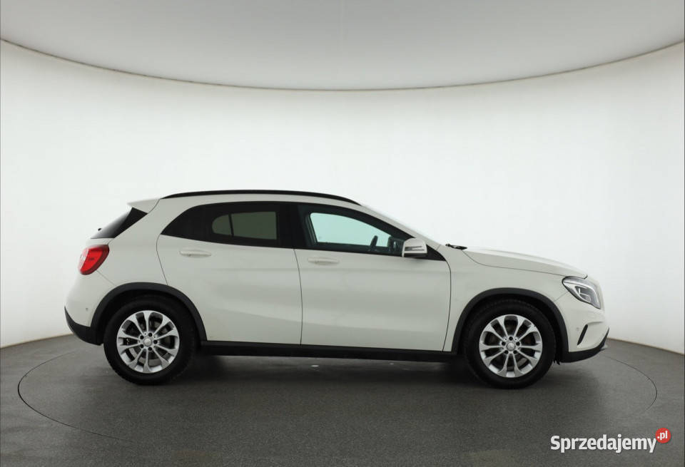 Mercedes GLA GLA 200 ESP Samochody osobowe Piaseczno