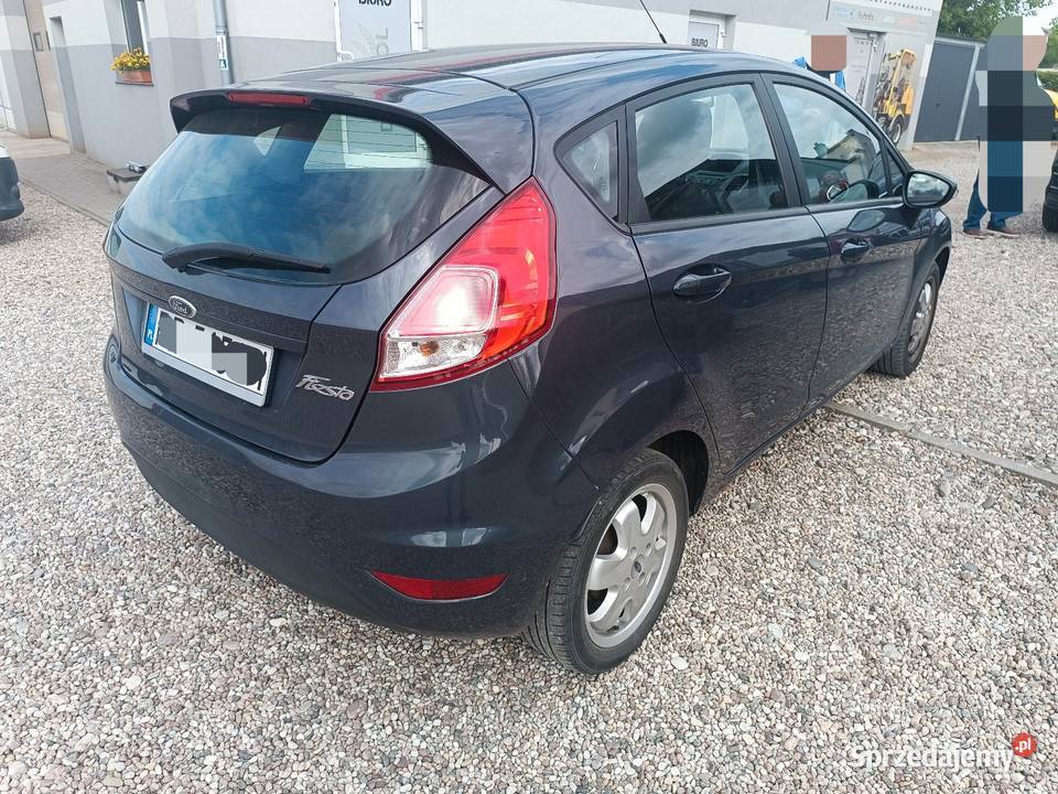 Ford Fiesta Mk7 2015 benzyna poj 125 Salon ABS Nakło nad Notecią