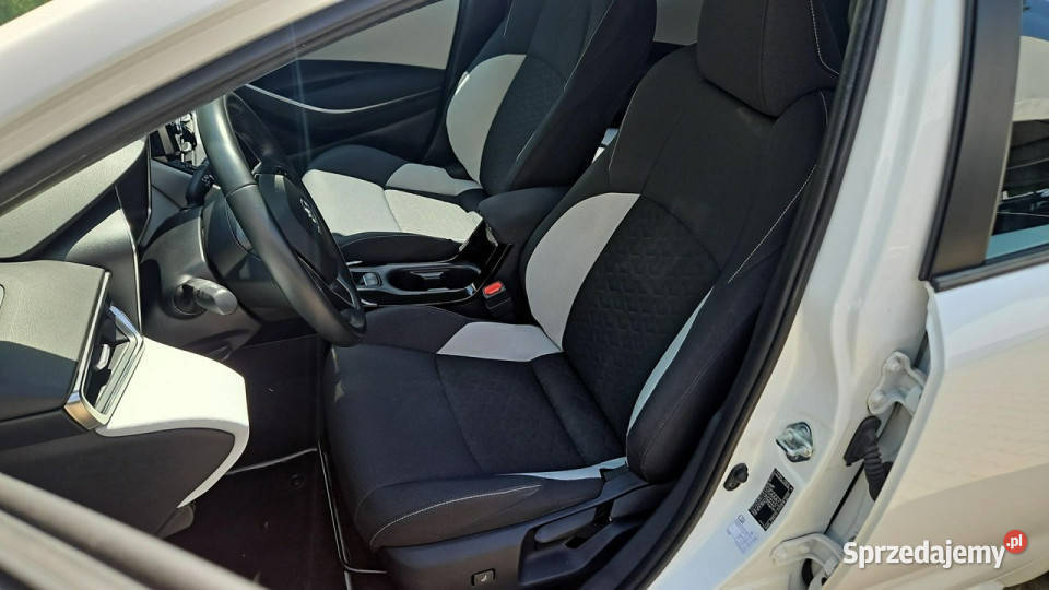 Toyota Corolla 18 HSD COMFORT TECH salon Polska Motoryzacja Warszawa