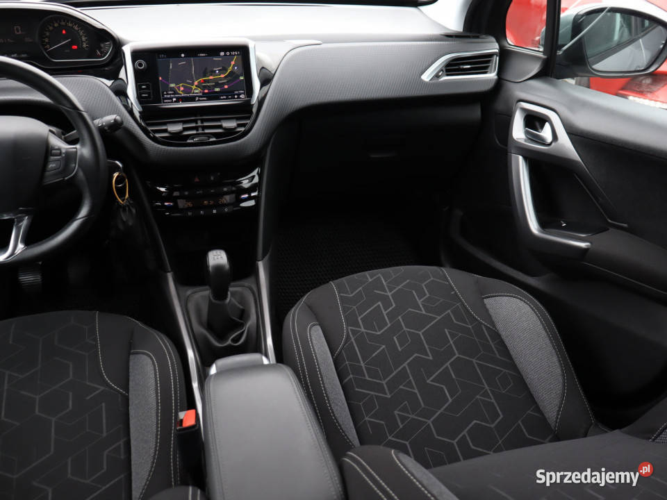 Peugeot 2008 12 PureTech gniazdo USB dolnośląskie Bielany Wrocławskie