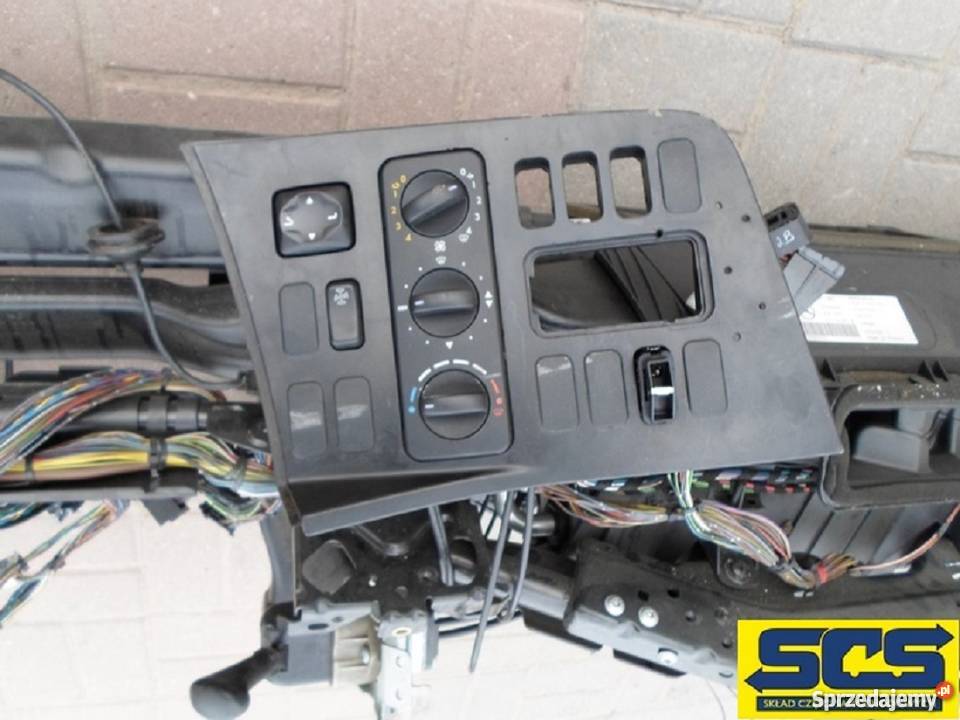 MERCEDES AXOR KONSOLA DESKA ROZDZIELCZA ciężarowe Bieleń